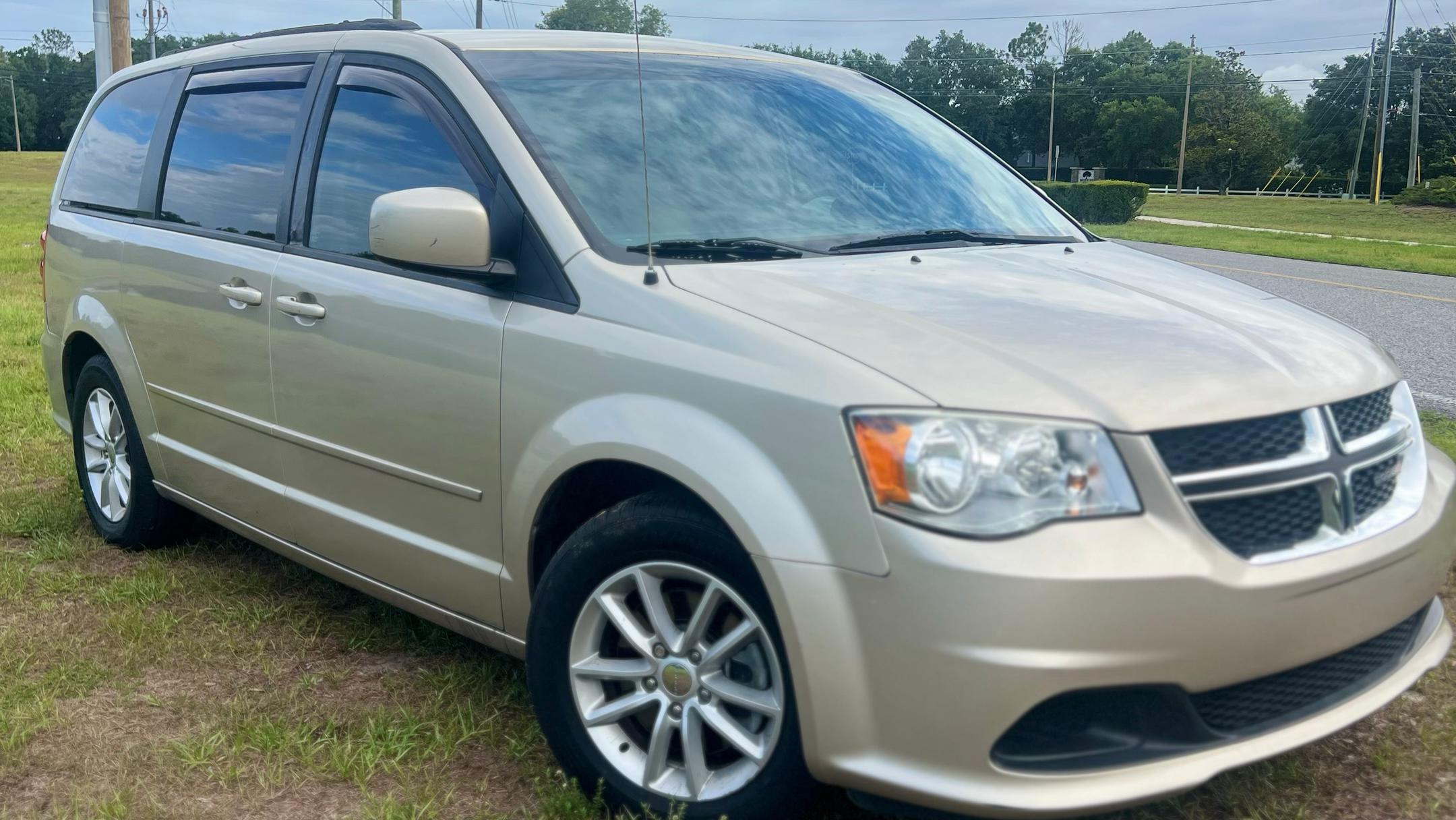 Dodge Grand Caravan 2015 in 