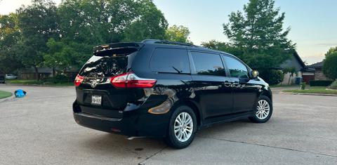 Toyota Sienna 2016