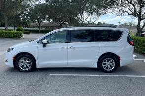 Chrysler Voyager car