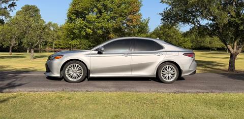 Toyota Camry Hybrid 2019