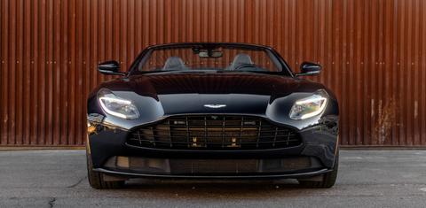 Aston Martin DB11 2019