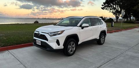 Toyota RAV4 Hybrid 2024