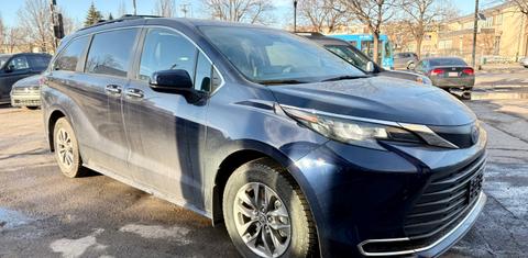 Toyota Sienna 2024