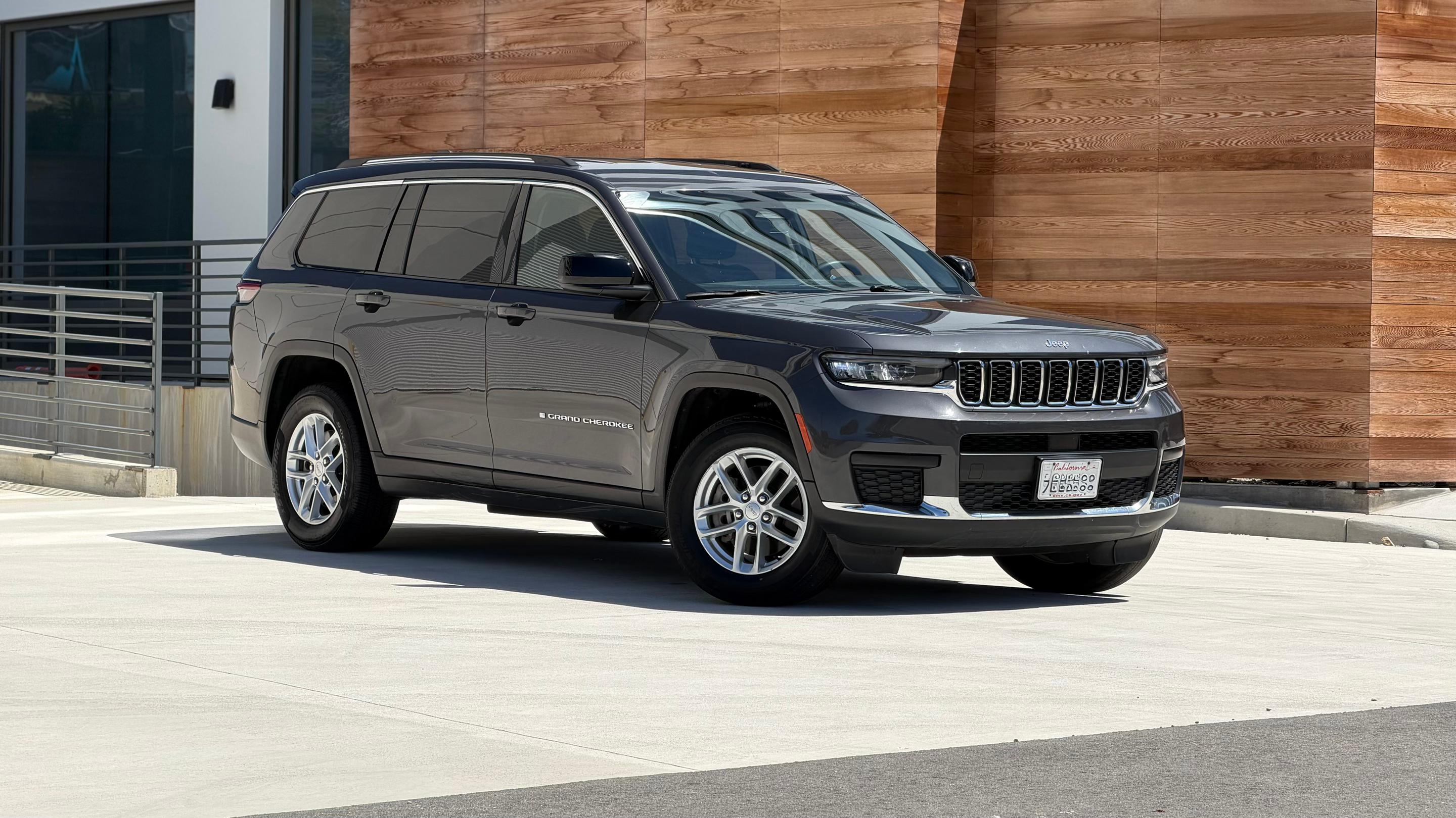 Jeep Grand Cherokee L 2023 in Burlingame, CA