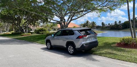 Toyota RAV4 2025