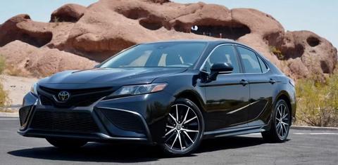 Toyota Camry 2024