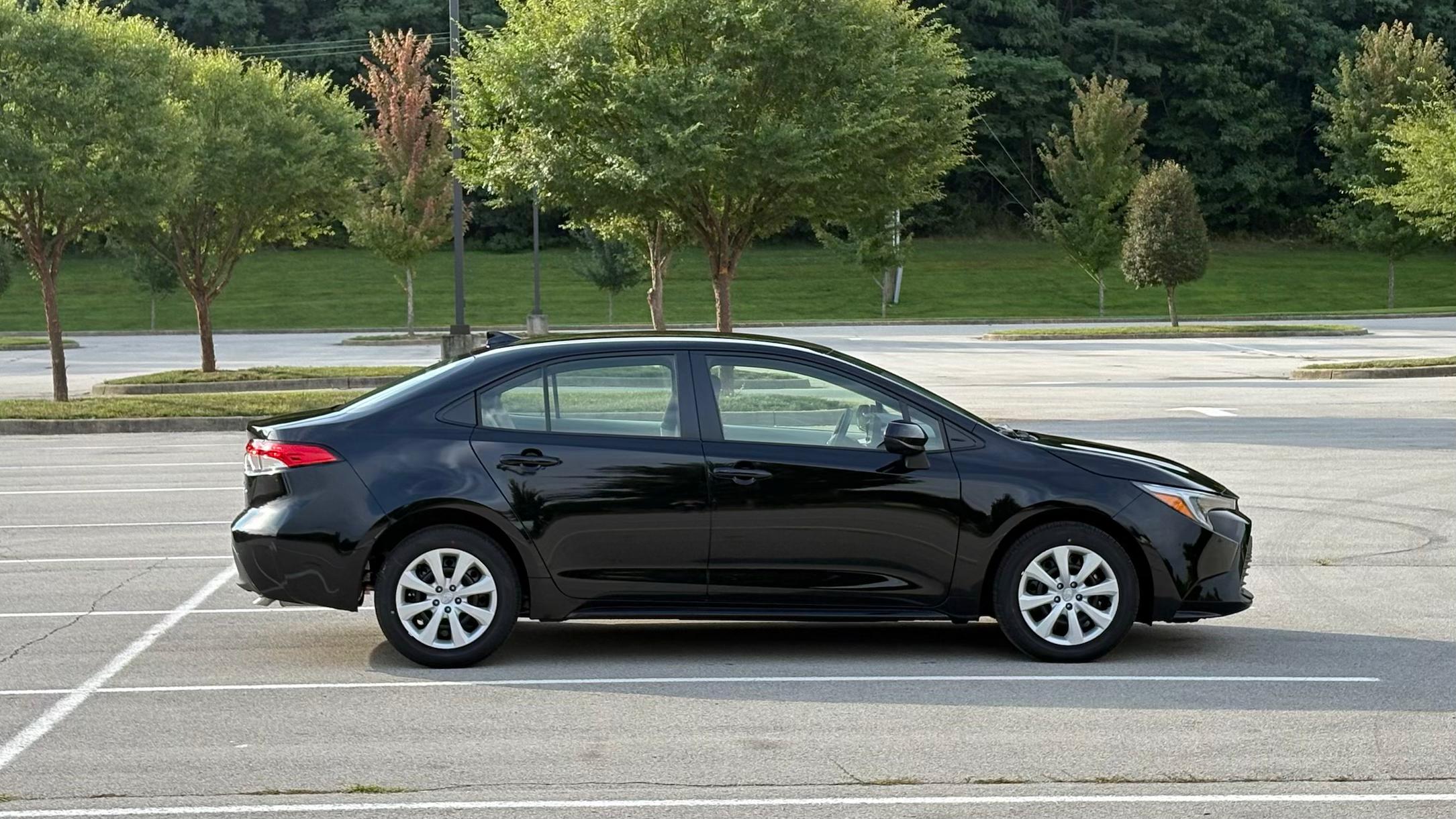 Toyota Corolla Hybrid 2025 in Louisville, KY