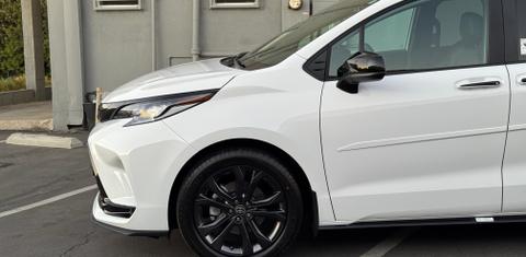 Toyota Sienna 2025