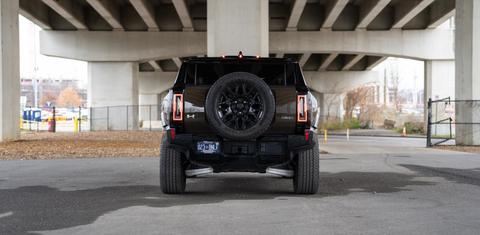 GMC HUMMER EV SUV 2024