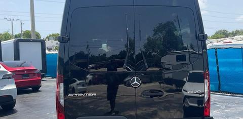 Mercedes-Benz Sprinter 2024
