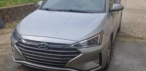 Hyundai Elantra 2020