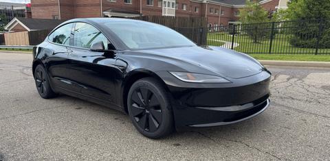 Tesla Model 3 2025