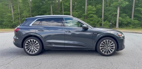 Audi e-tron 2019