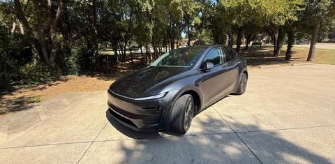 Tesla Model Y 2026