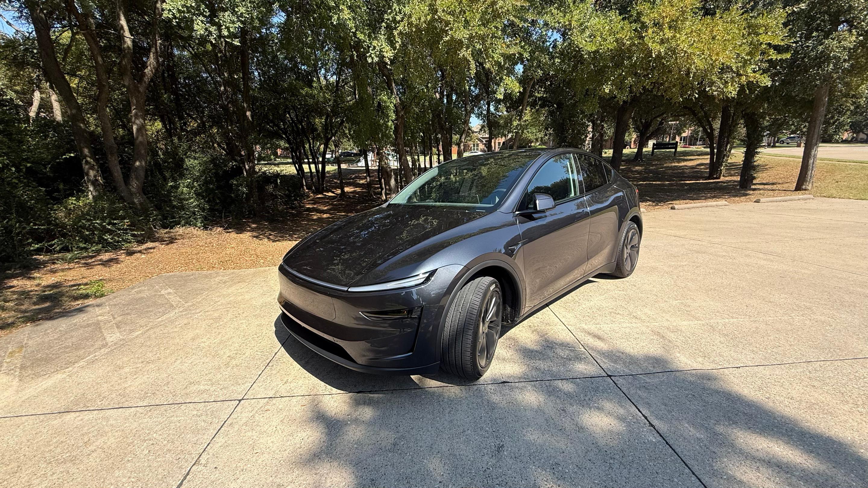 Tesla Model Y 2026 in Flower Mound, TX