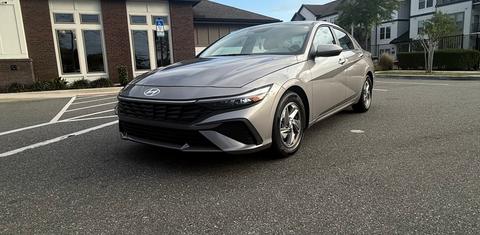 Hyundai Elantra 2025