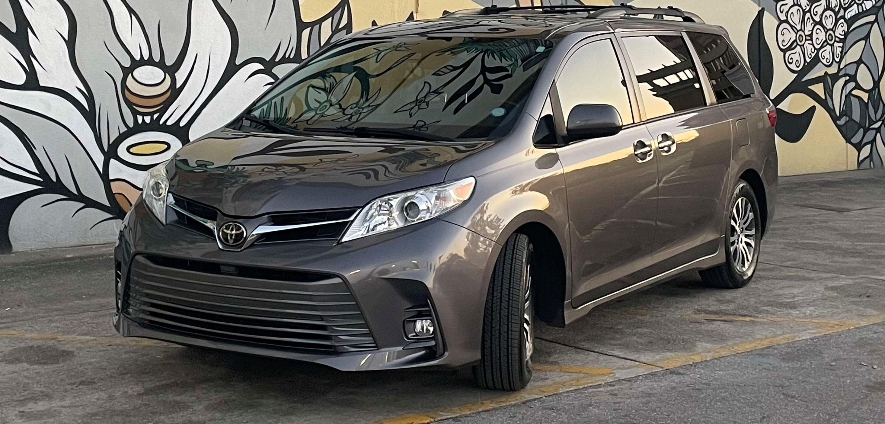 Toyota Sienna 2018 in Winter Springs, FL