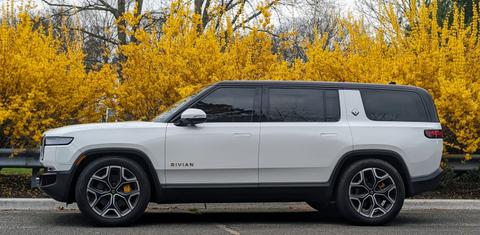 Rivian R1S 2024