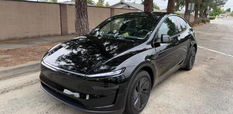 Tesla Model Y 2026