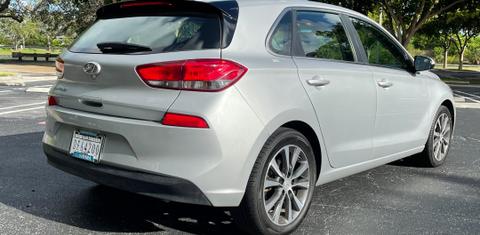 Hyundai Elantra GT 2019