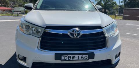 Toyota KLUGER 2015
