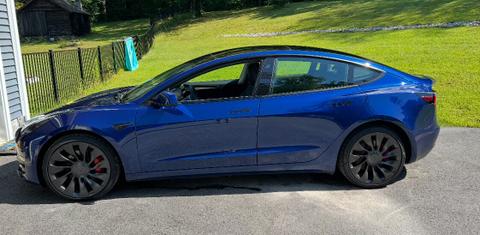 Tesla Model 3 2022