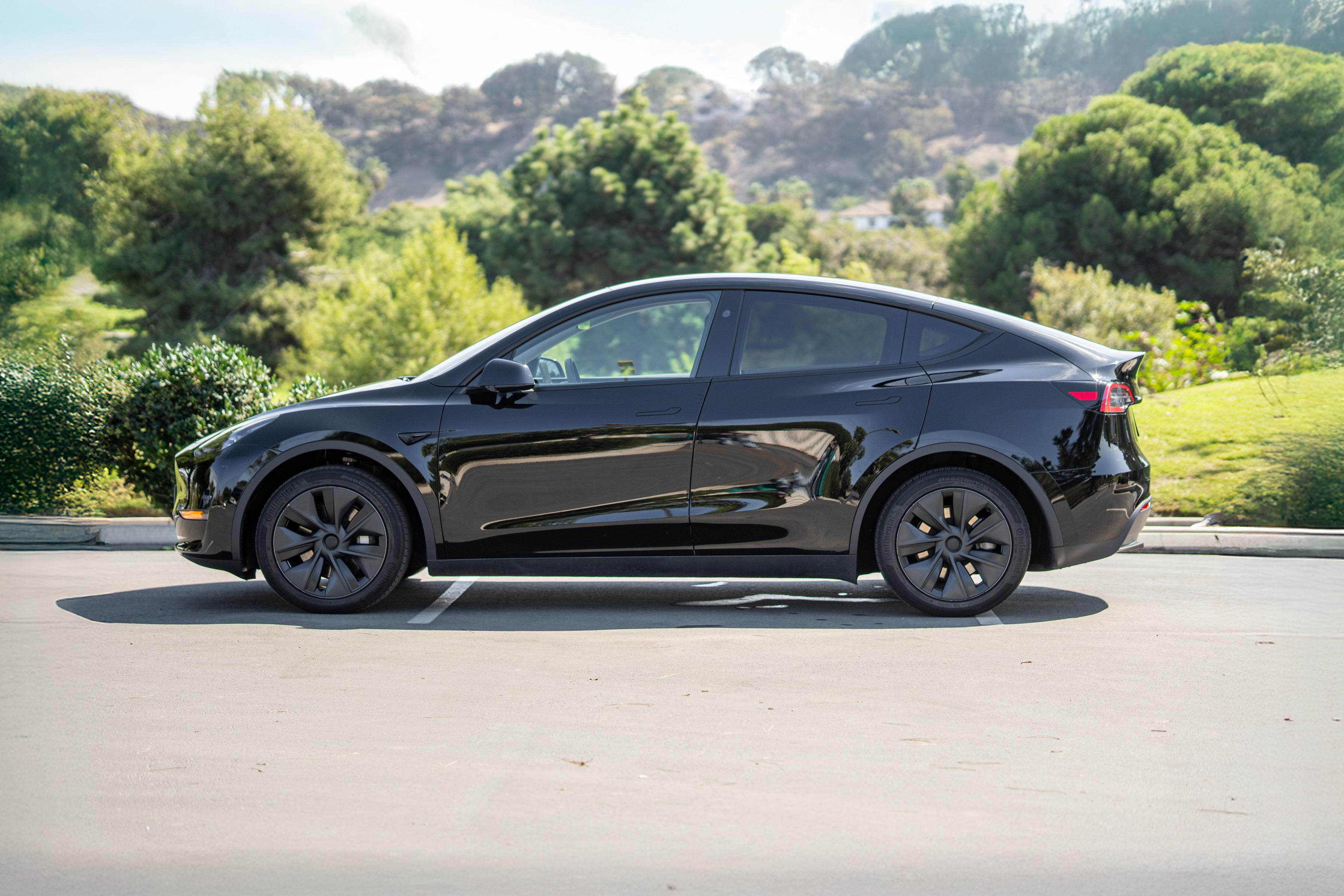 Tesla Model Y 2024 in San Diego, CA