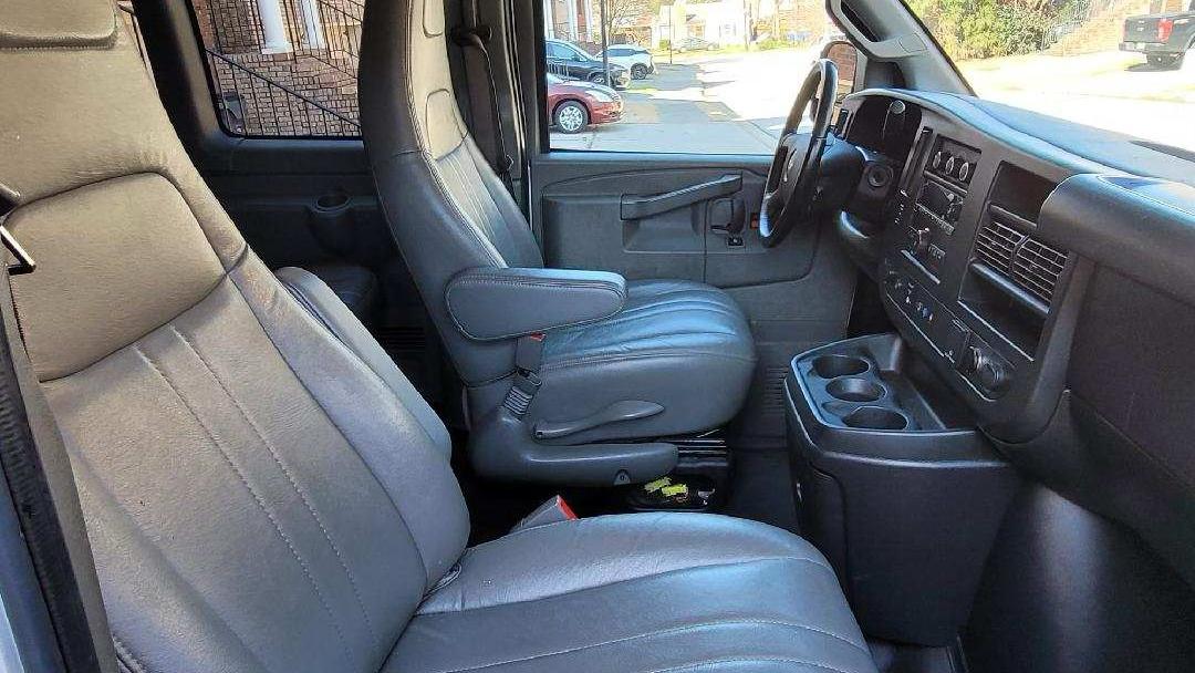 Chevrolet Express 2023 in Villa Rica, GA