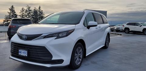 Toyota Sienna 2025