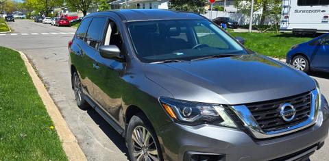 Nissan Pathfinder 2018