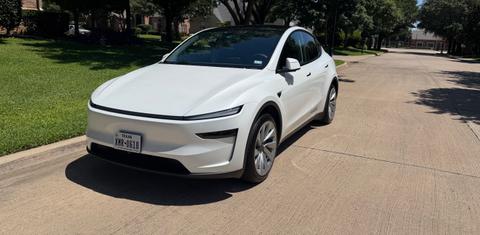 Tesla Model Y 2026