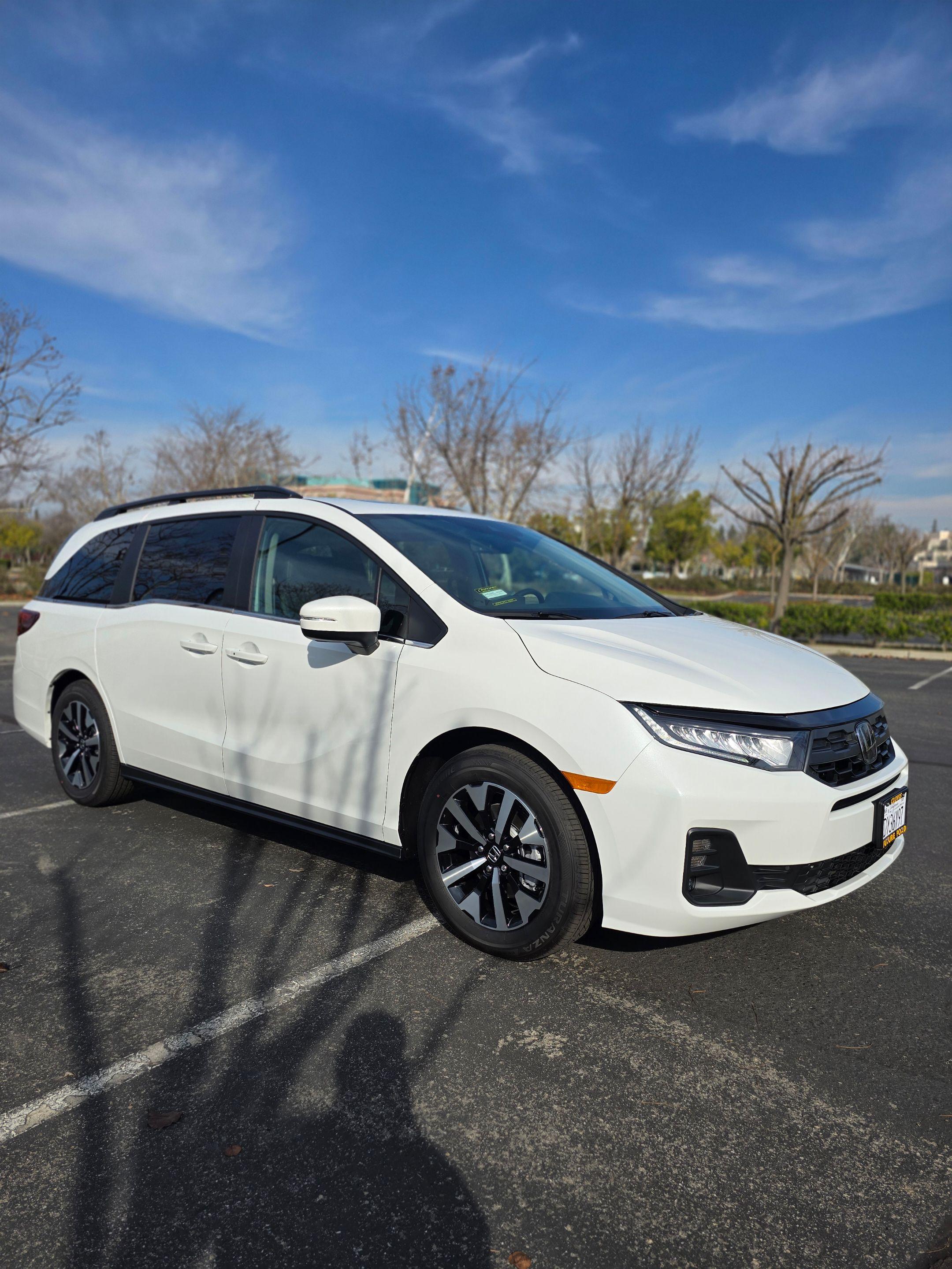 Honda Odyssey 2025 in Fresno, CA