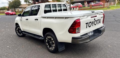 Toyota HILUX 2020