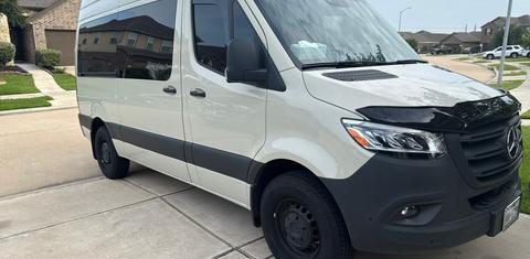Mercedes-Benz Sprinter 2024