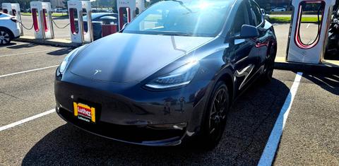 Tesla Model Y 2021
