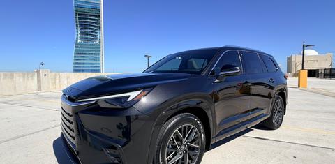 Lexus TX 2026
