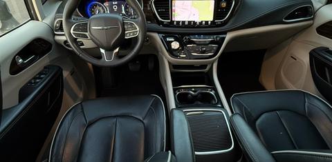 Chrysler Pacifica 2022