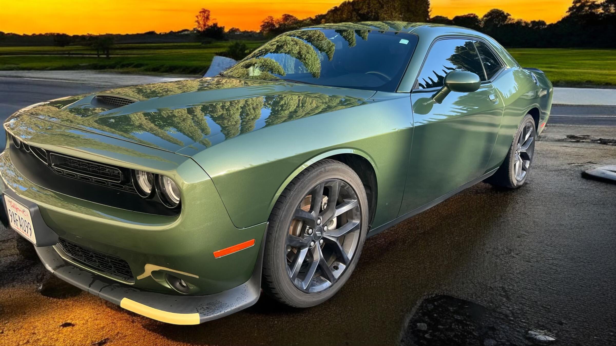Dodge Challenger 2021 in 