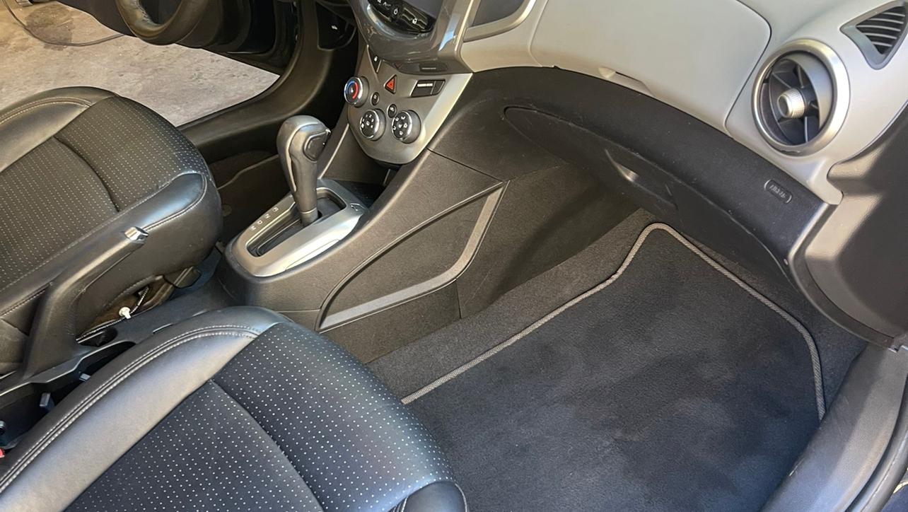 Chevrolet Sonic 2016 in 