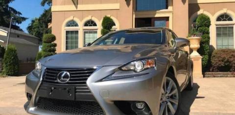 Lexus IS 2015