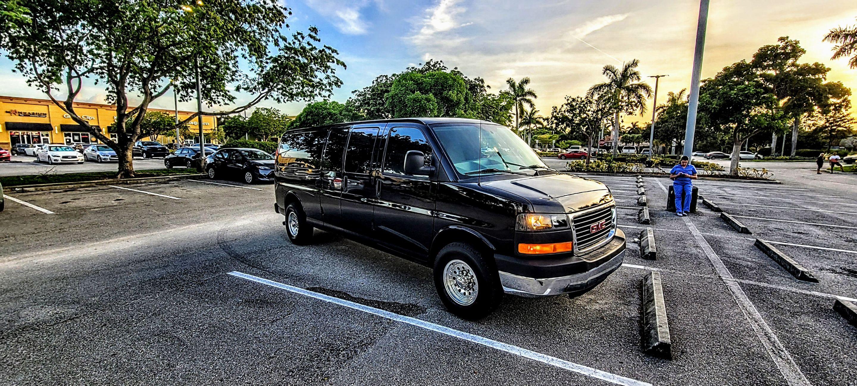 GMC Savana 2013 in 