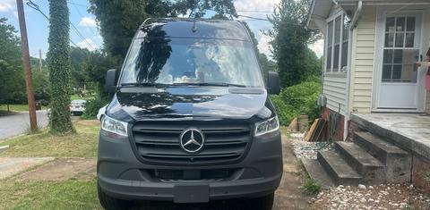 Mercedes-Benz Sprinter 2025