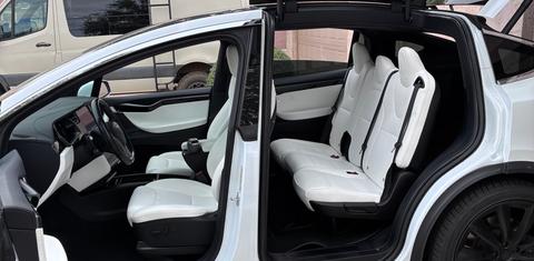 Tesla Model X 2020
