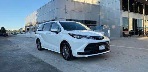 Toyota Sienna 2025