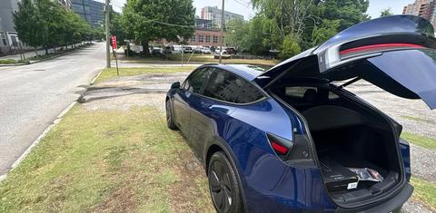 Tesla Model Y 2026