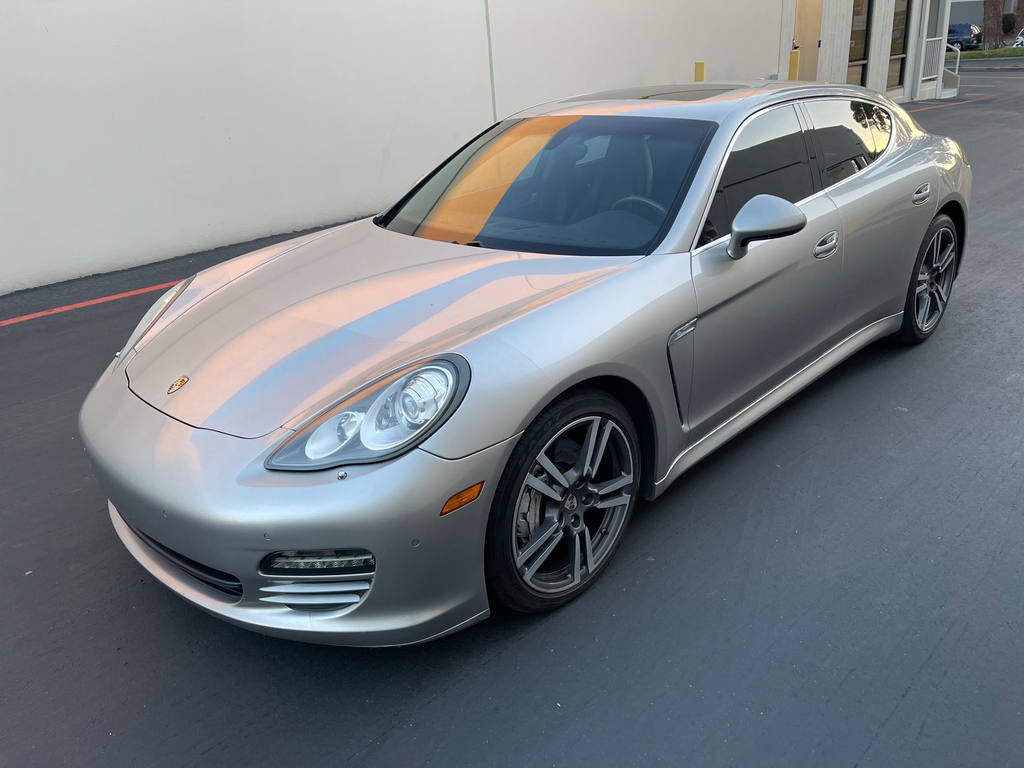 Porsche Panamera 2011 in 