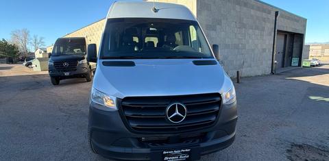 Mercedes-Benz Sprinter 2024