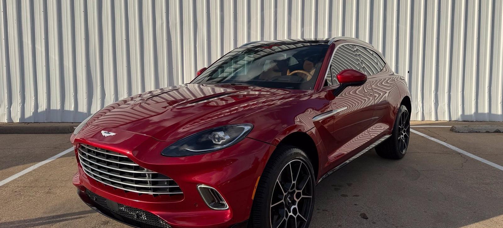 Aston Martin DBX 2021 in McKinney, TX