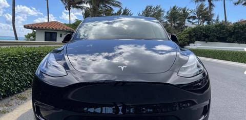 Tesla Model Y 2022