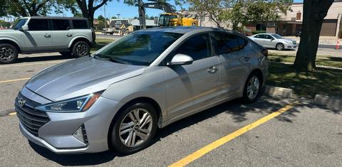 Hyundai Elantra 2020